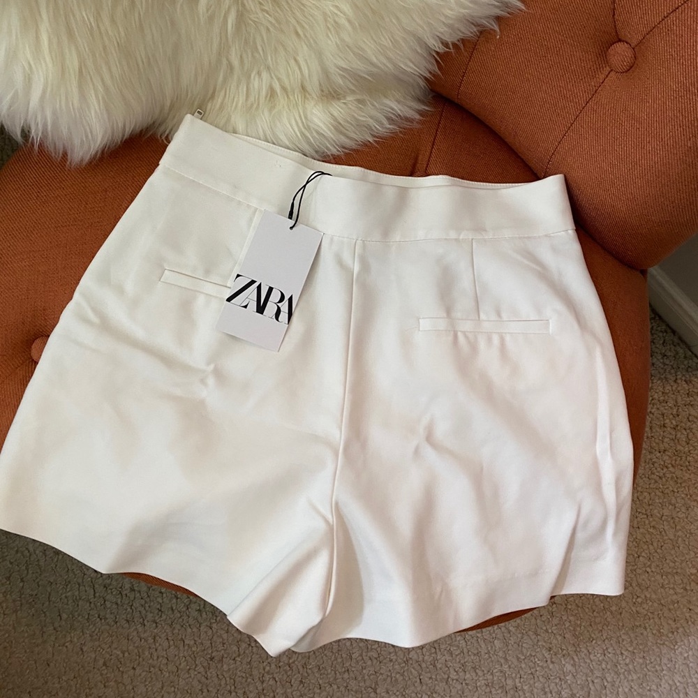 ZARA | white shorts NWT!